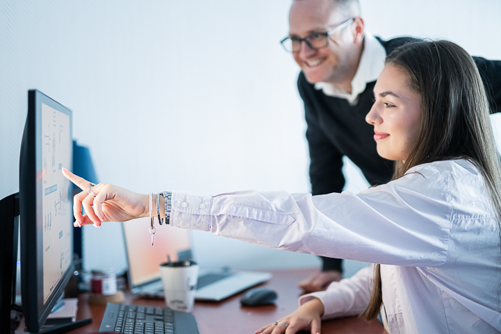Prise en main d'un poste utilisateur par l'équipe Global Tech Consulting